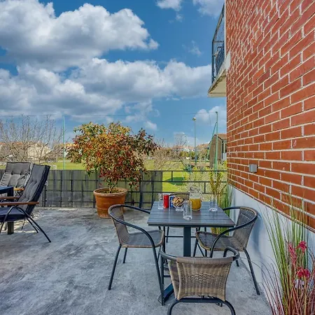 App Moela Near The Apartment Umag